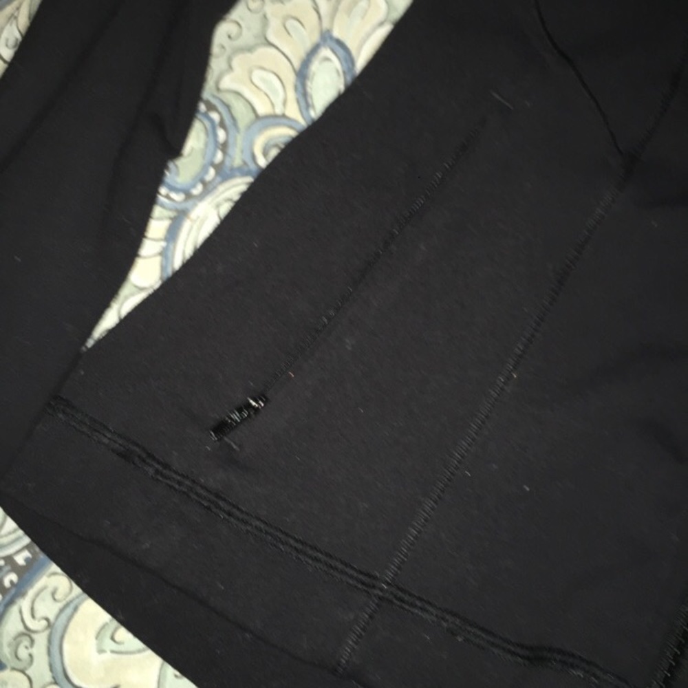 Lululemon Jacket - Picture 4 of 8